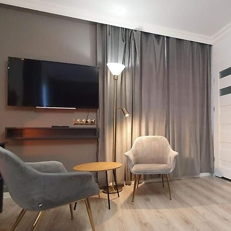 Dk Premium Przy Parku Centralnym Олщин Екстериор снимка