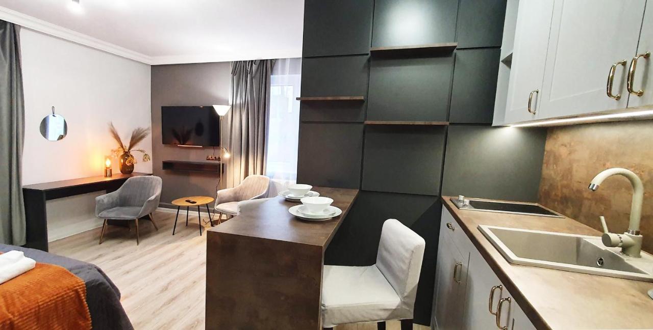 Dk Premium Przy Parku Centralnym Олщин Екстериор снимка